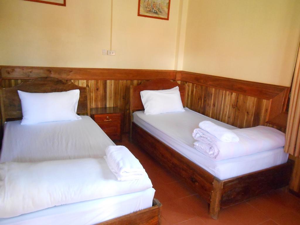 Zuela Guesthouse Luang Namtha Habitación foto